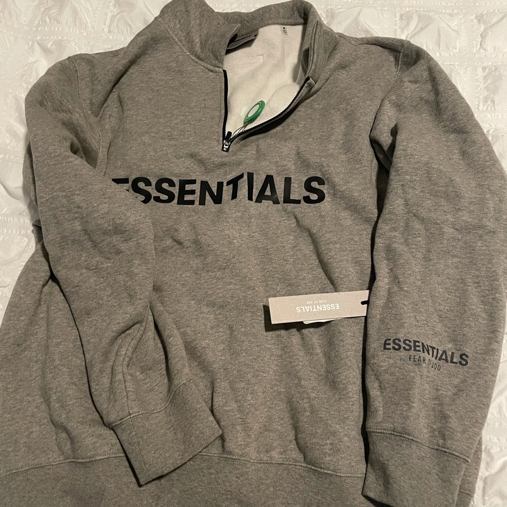 Essentials Gray Pullover Sweater Size:M - image 4